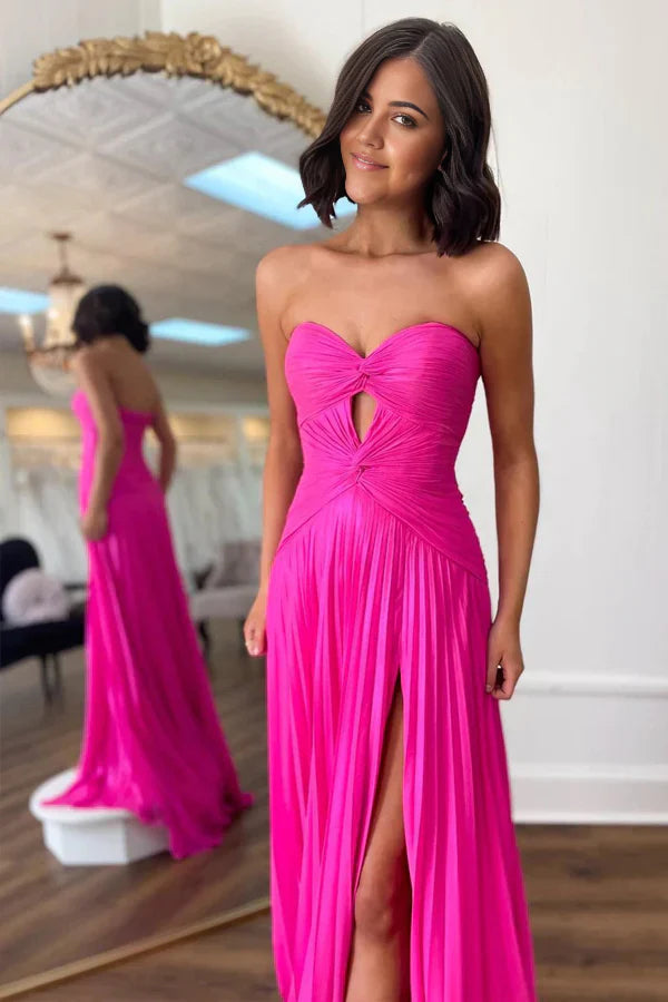 Vestido formal de fiesta plisado con escote en A y abertura en la espalda